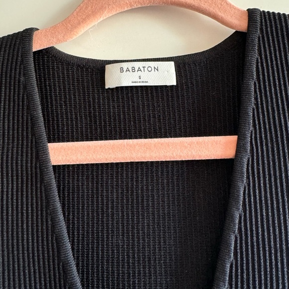 LIKE NEW - ARITZIA BABATON BODYCON DRESS - Size S - Picture 3 of 4